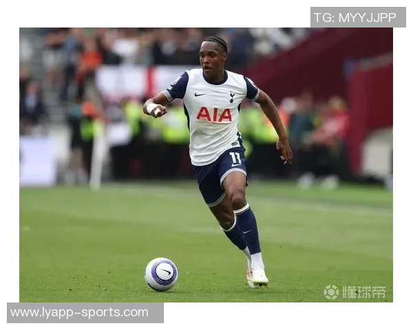 法尔克透露拜仁有意以450万到500万欧回购伊兰昆达