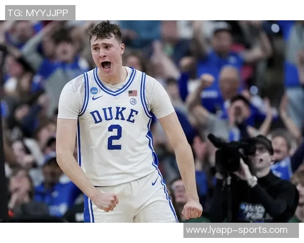 弗拉格场均194分超越克尼佩尔荣登新秀得分榜首位