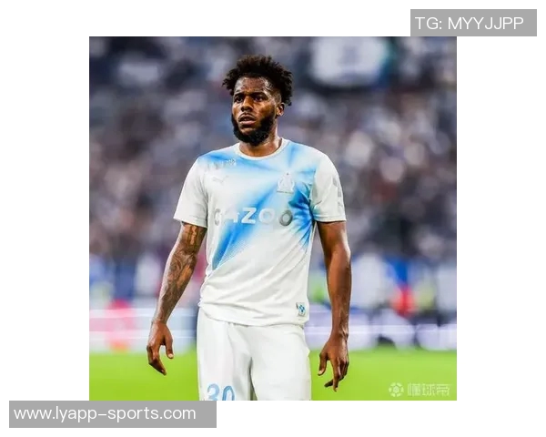 塔瓦雷斯拒绝7000万转会决定弃用阿森纳将获吉达联合35分成 塔瓦雷斯拒绝7000万转会决定弃用阿森纳将获吉达联合35分成