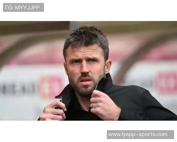 卡里克有望接任曼联临时主帅或调整战术从三后卫改为四后卫