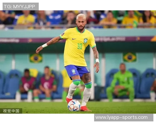 维尼修斯与女友甜蜜互动内马尔点赞称赞这个男孩深深爱着她 维尼修斯与女友甜蜜互动内马尔点赞称赞这个男孩深深爱着她