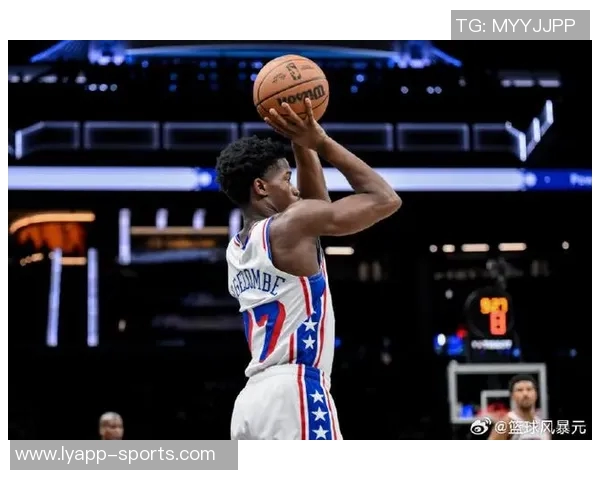 埃奇库姆称恩比德受限仍能得25分完全恢复将助力球队争冠