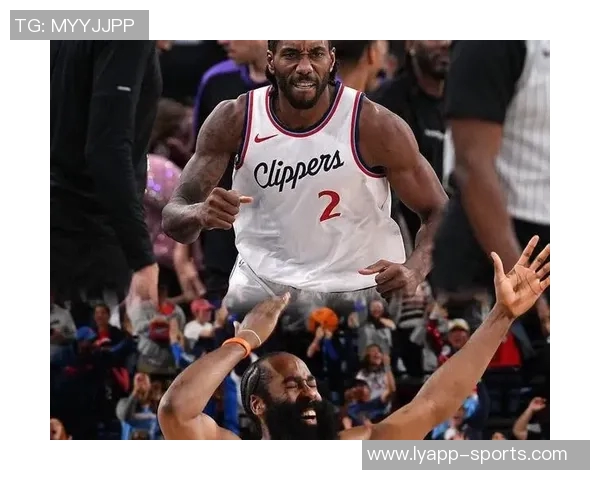 快船今日训练精彩瞬间小卡持球卢指导跑位哈登投篮比尔运球展现默契